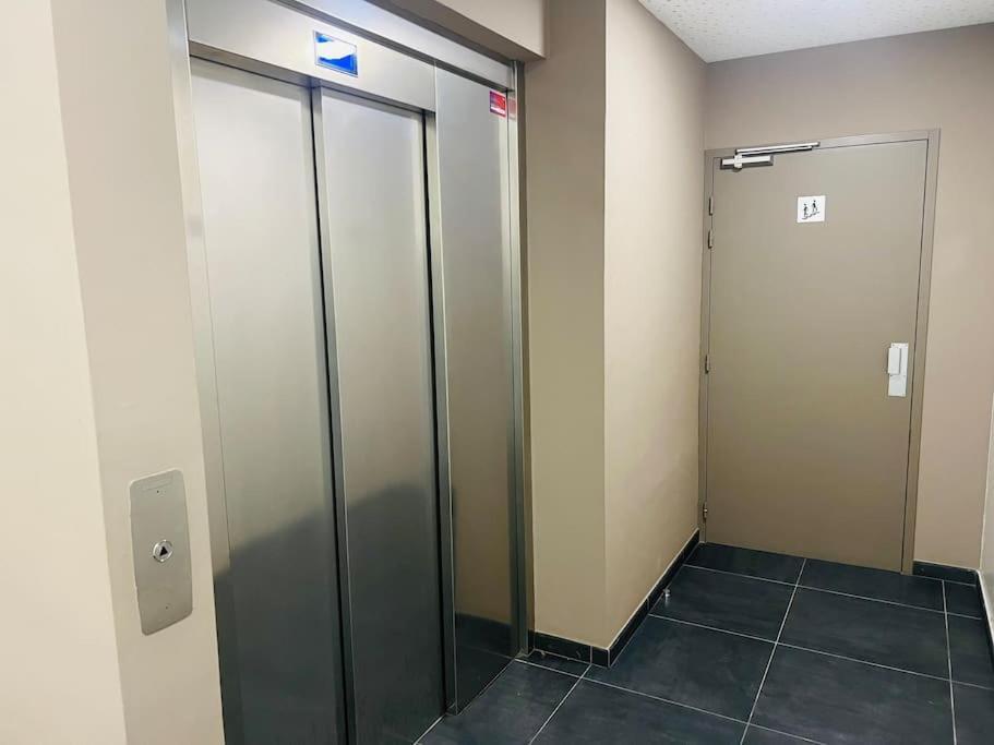 Harmonieux/Bezannes/Pkg Prive Apartment Exterior foto