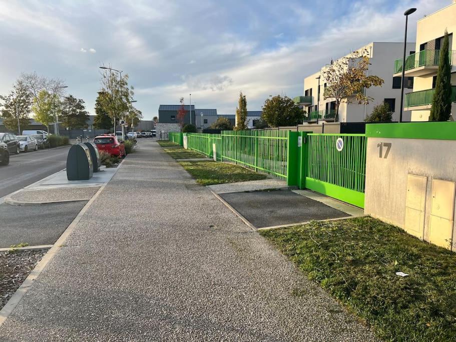 Harmonieux/Bezannes/Pkg Prive Apartment Exterior foto